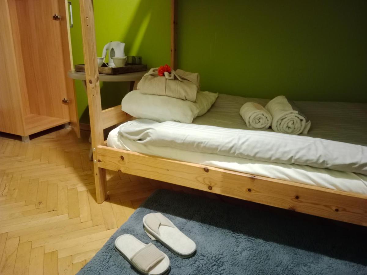 Pokoje Rodzinne Hanna Gdańsk Exteriör bild